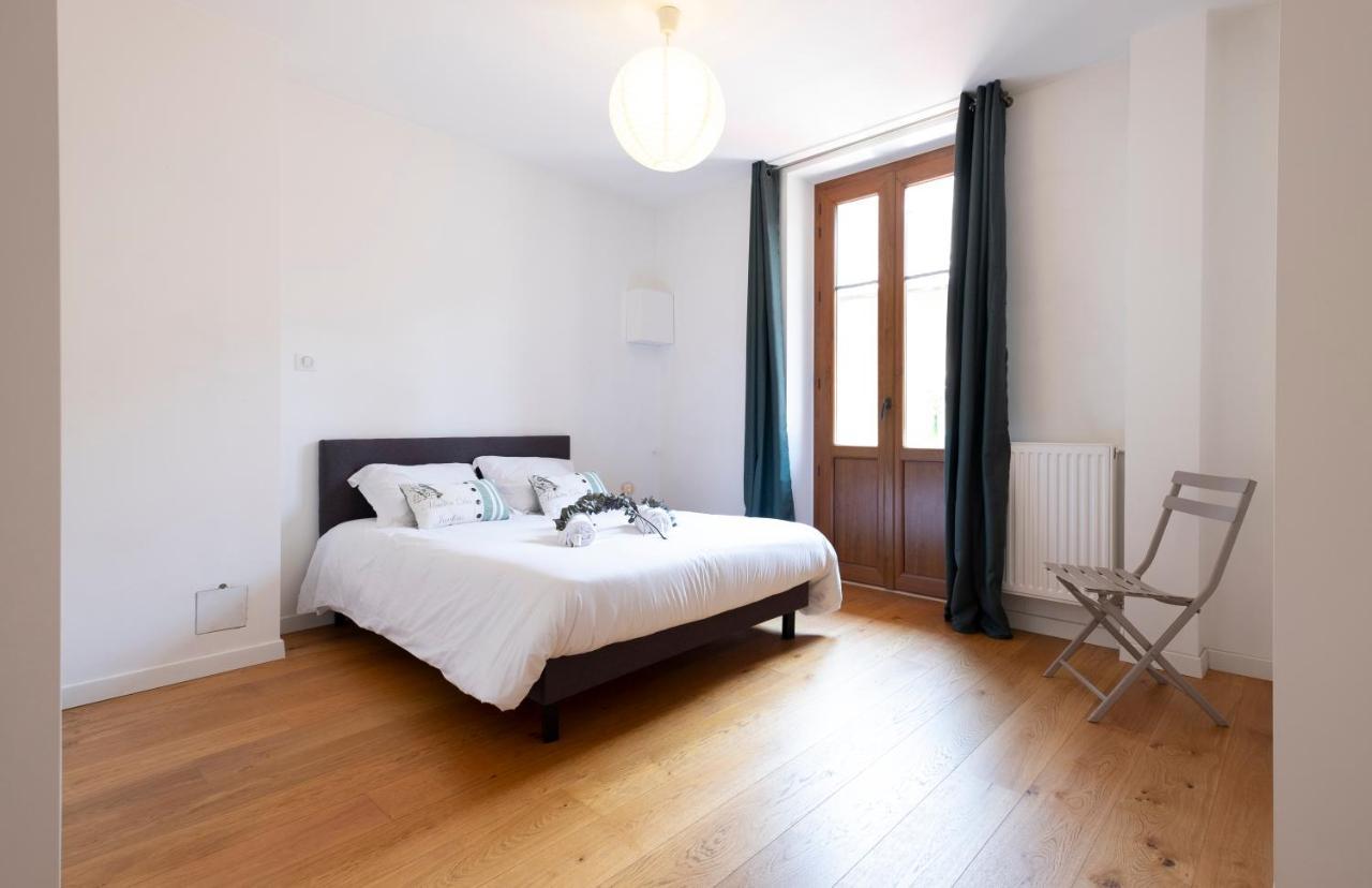 Sommeiller A 2 Min Du Lac Apartamento Annecy Exterior foto